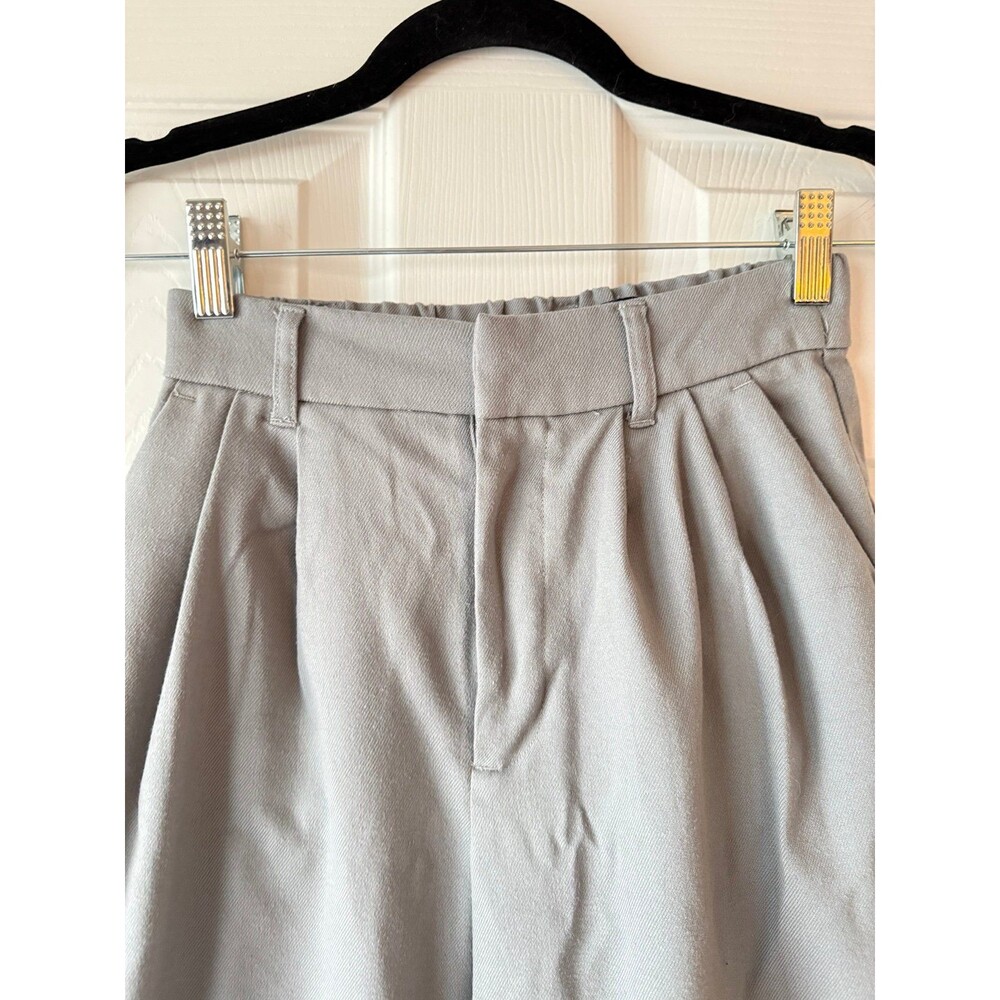 Hollister Light Gray High-Waist Pleated Trousers